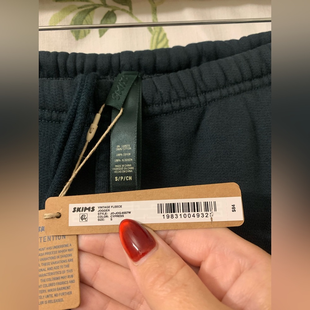 SKIMS Vintage Fleece Jogger-CYPRESS-SMALL-BNWT - Picture 9 of 9